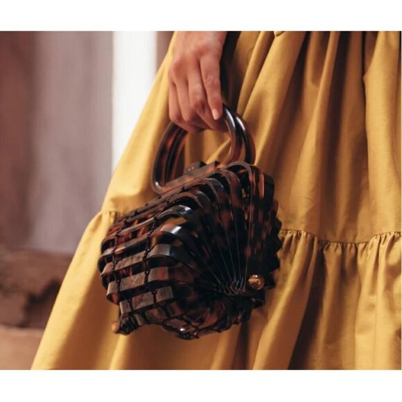 💕CULT GAIA💕 Lillith Bag ~ Tortoise Acrylic Mini Top Handle Bag Collapsible - Picture 10 of 16